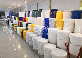 东京热操bAV吉安容器一楼涂料桶、机油桶展区